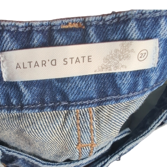 Altar'd State Distressed Mom Denim Size 27 - Picture 2 of 7